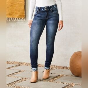 KanCan Signature Dark Blue Kurvy Mid-Rise Skinny Stretch Jean- 7/27
